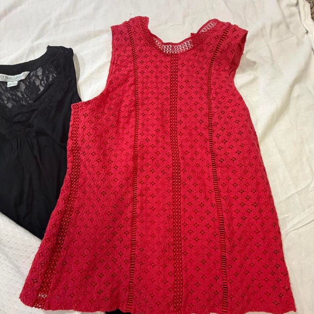 3 piece bundle Blouse - Picture 2 of 7
